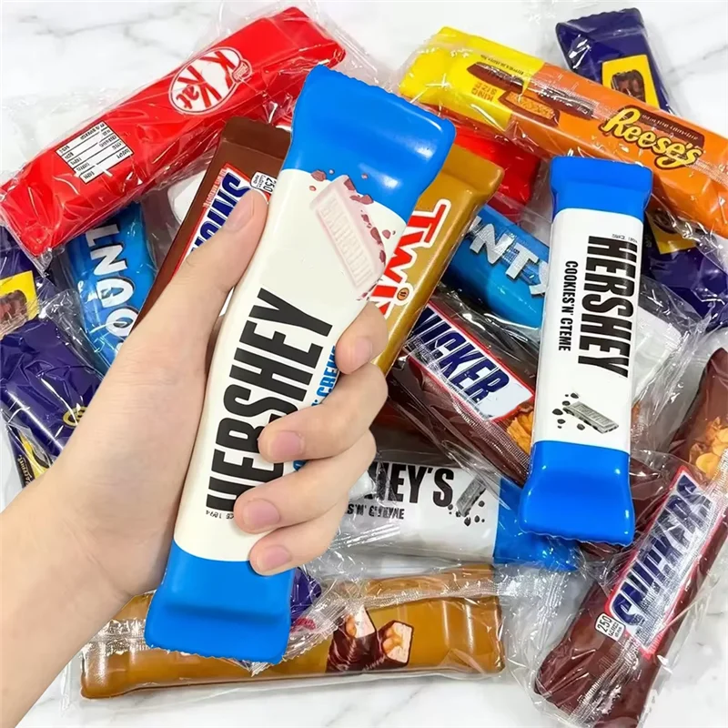 실감 나는 초콜릿 모양의 촉감 장난감, 천천히 부풀어  - Chocolate Snack 리뷰 및 가격