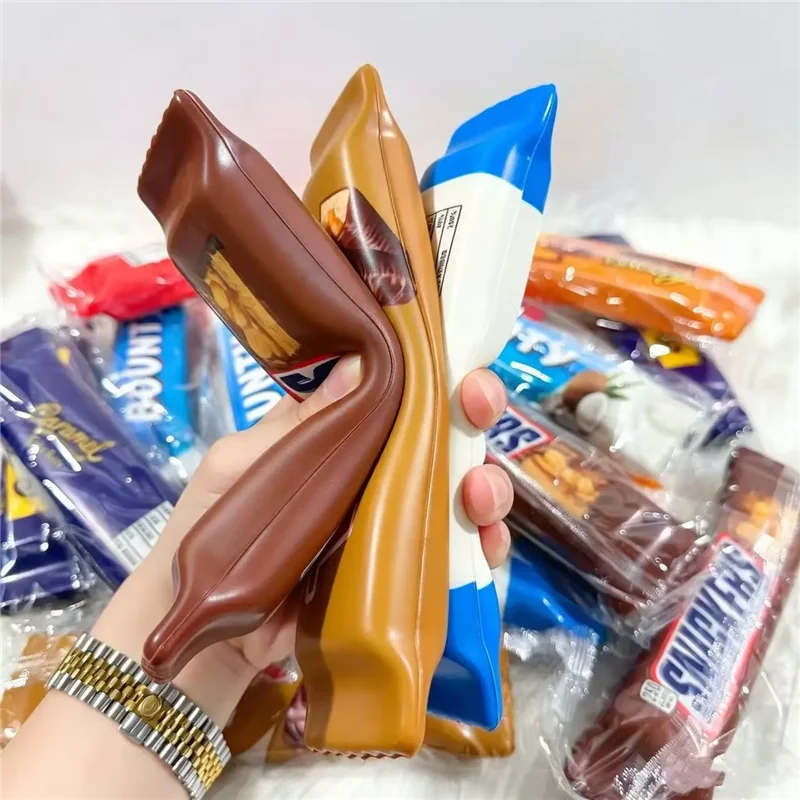 실감 나는 초콜릿 모양의 촉감 장난감, 천천히 부풀어  - Chocolate Snack 리뷰 및 가격